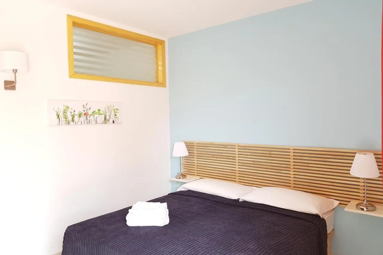 ** Bed & Breakfast Isola Charm B&B - A Historic Villa Near Punta Del Pero Beach Syracuse Italië