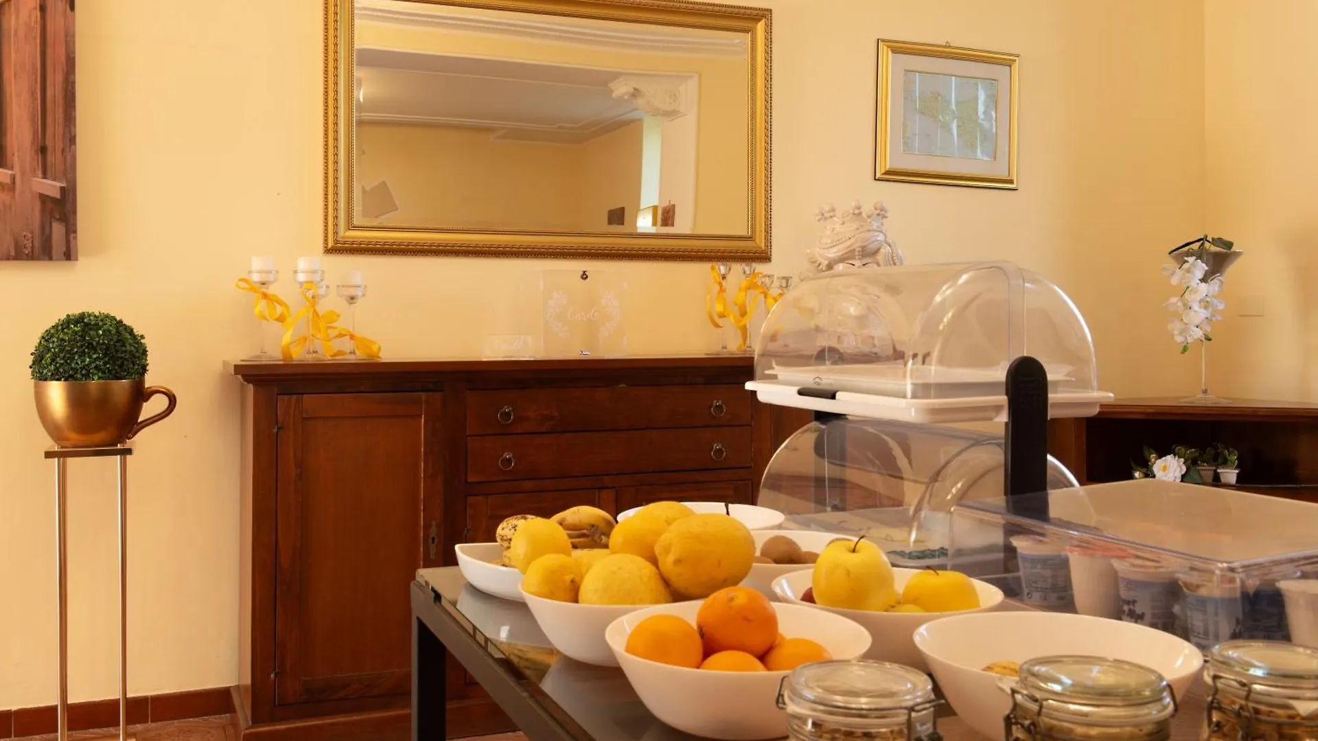 Isola Charm B&B - A Historic Villa Near Punta Del Pero Beach Syracuse 2*,  Italy