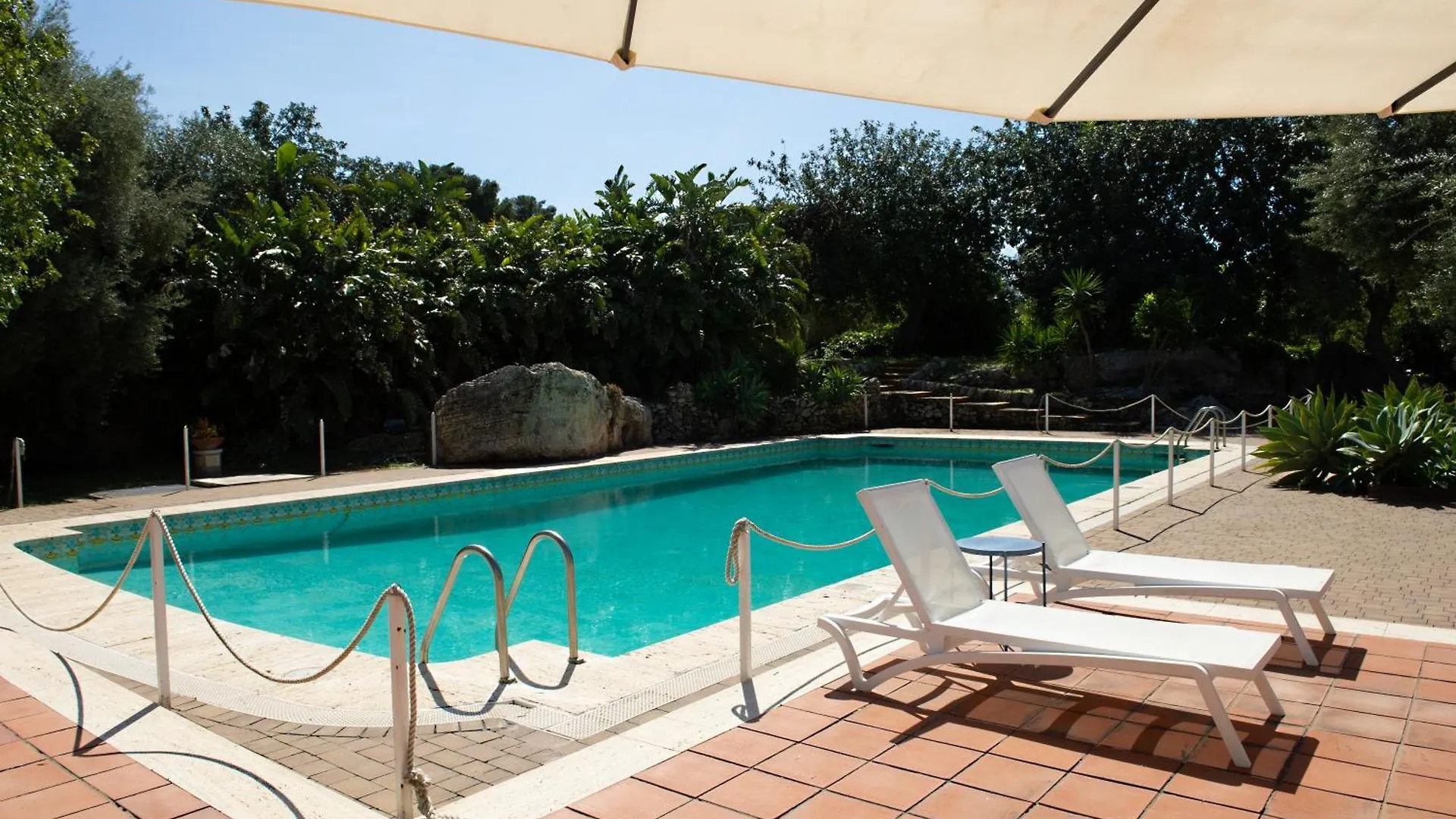 Isola Charm B&B - A Historic Villa Near Punta Del Pero Beach Syrakus Italien