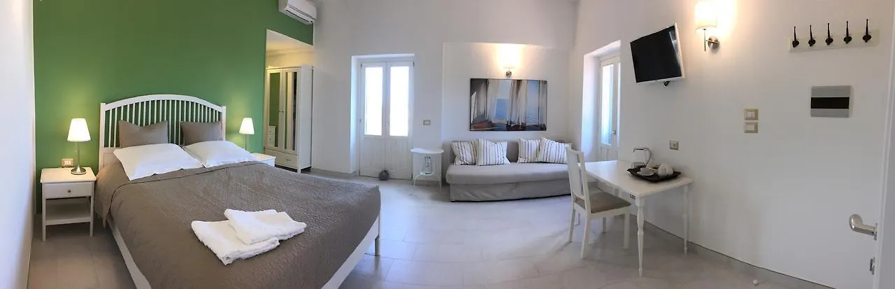 Isola Charm B&B - A Historic Villa Near Punta Del Pero Beach Сиракузы Отель типа 